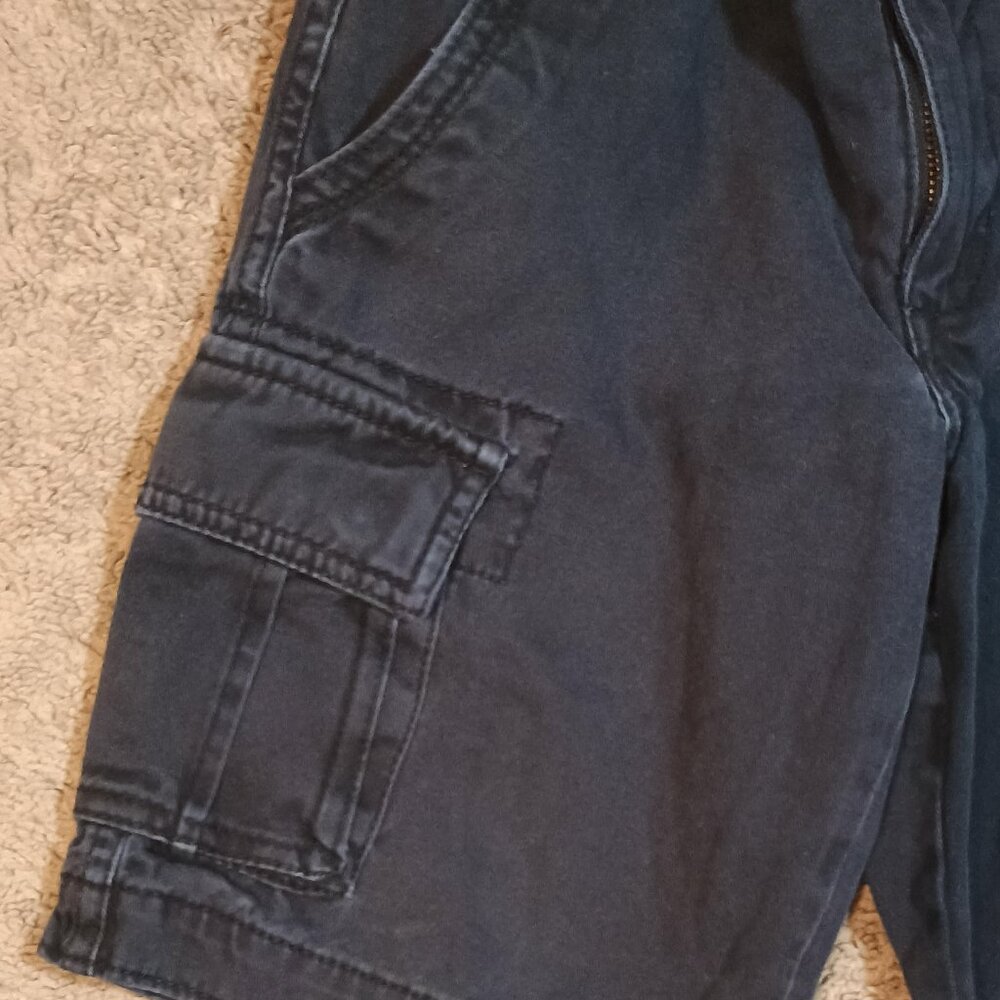 Arizona Jean Co/Cargo Shorts/Boys 10 Regular/Black/Utility Summer Wear - Picture 4 of 8